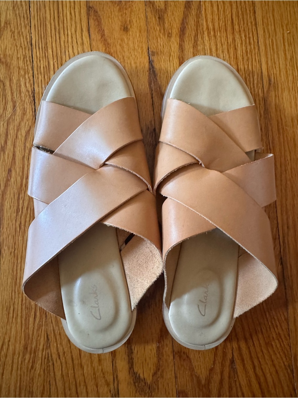Clarks “Willow Art” Crisscross Leather Slide Sandals